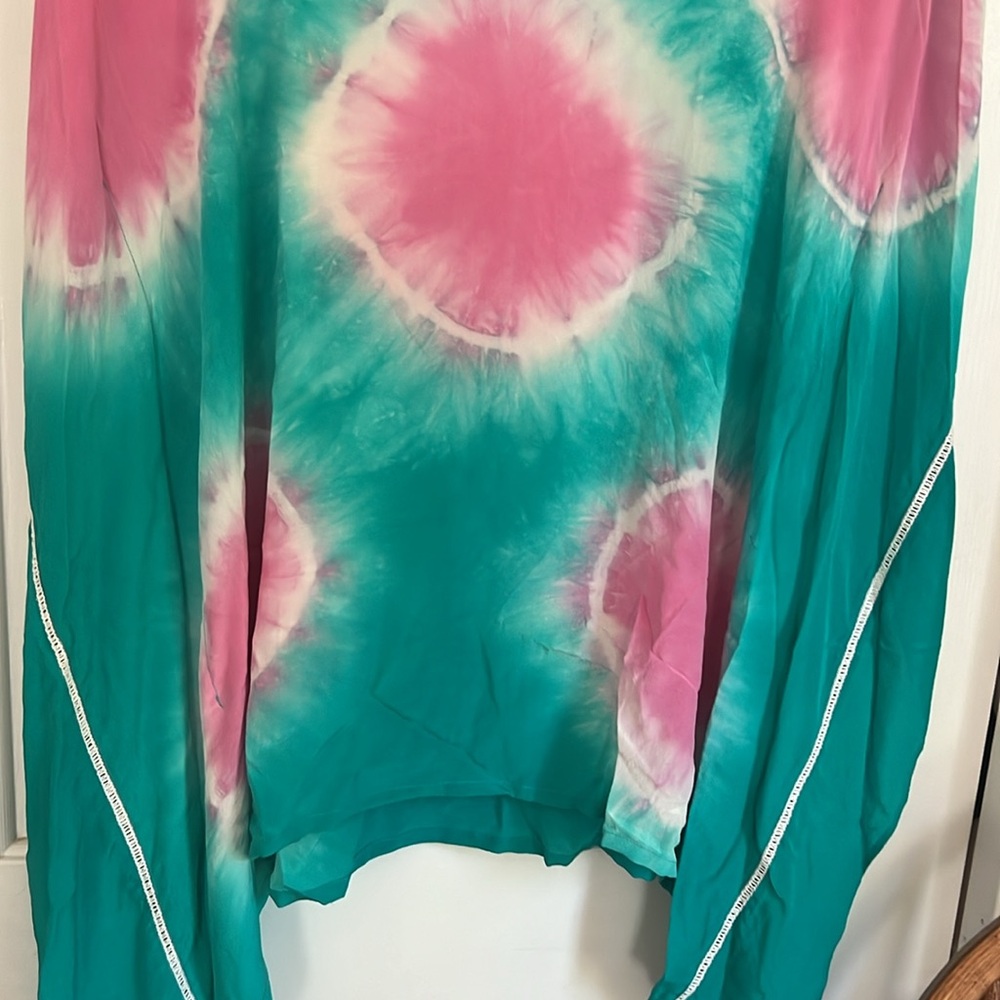 Top/Cover up - Picture 3 of 6